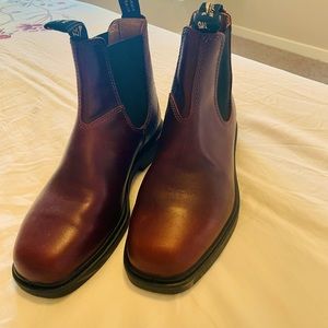 Brand new Blundstone boots.